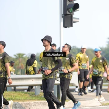 Runner Photo 6611083