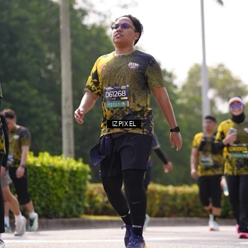 Runner Photo 6611087