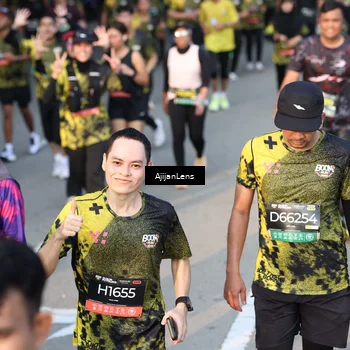 Runner Photo 6611119