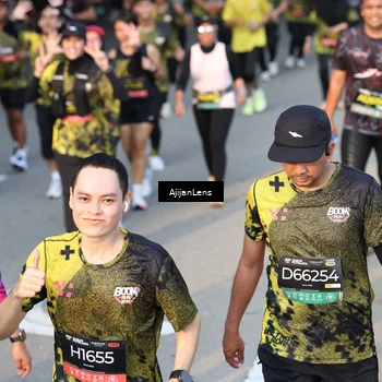 Runner Photo 6611125