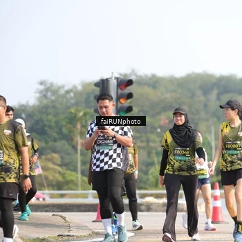 Runner Photo 6611174