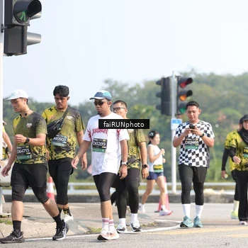 Runner Photo 6611175