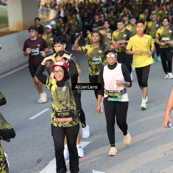 Runner Photo 6611201