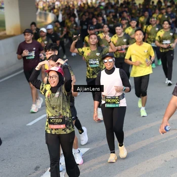 Runner Photo 6611212