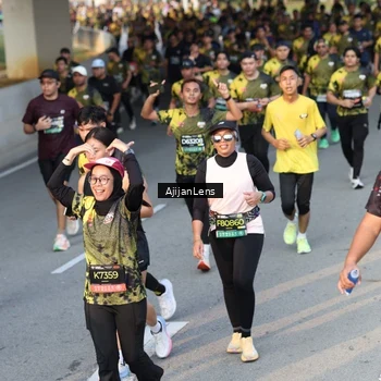 Runner Photo 6611215