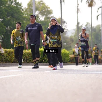 Runner Photo 6611220