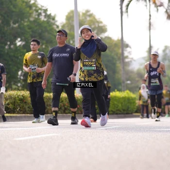 Runner Photo 6611243