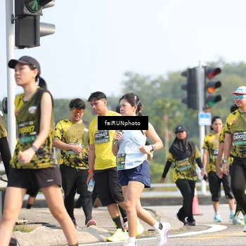 Runner Photo 6611245