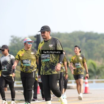 Runner Photo 6611247