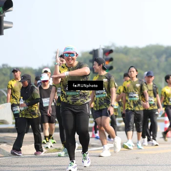 Runner Photo 6611255