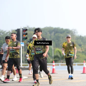 Runner Photo 6611267