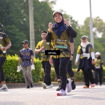 Runner Photo 6611279
