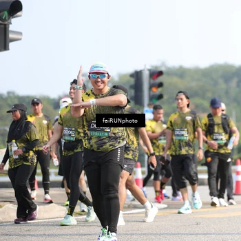 Runner Photo 6611285