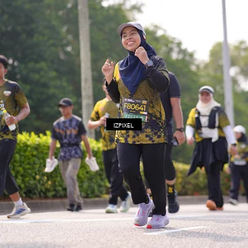 Runner Photo 6611307
