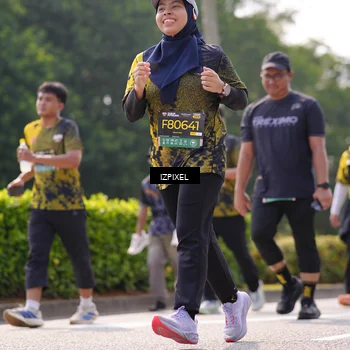 Runner Photo 6611313