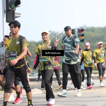 Runner Photo 6611330