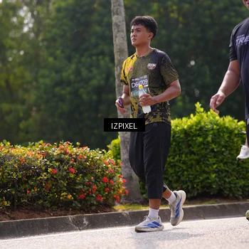 Runner Photo 6611331