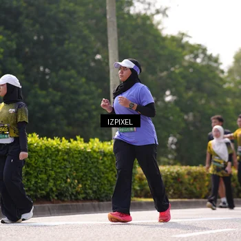 Runner Photo 6611362