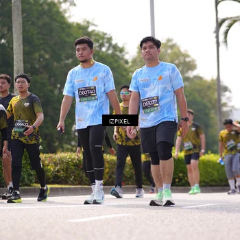 Runner Photo 6611409