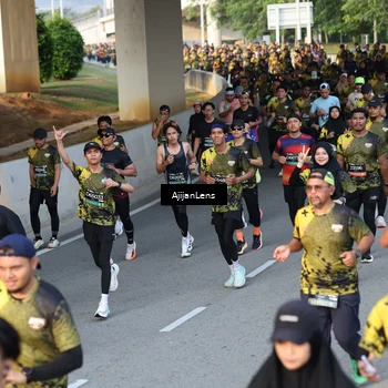 Runner Photo 6611434