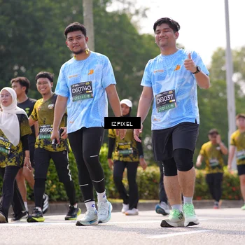 Runner Photo 6611437