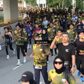 Runner Photo 6611465