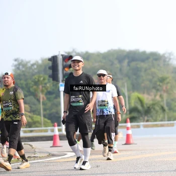 Runner Photo 6611474