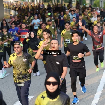 Runner Photo 6611485