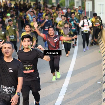 Runner Photo 6611499