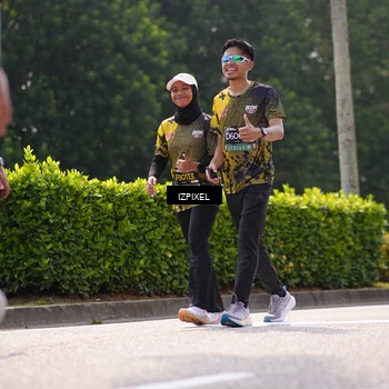 Runner Photo 6611579
