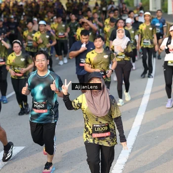Runner Photo 6611639