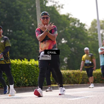 Runner Photo 6611655