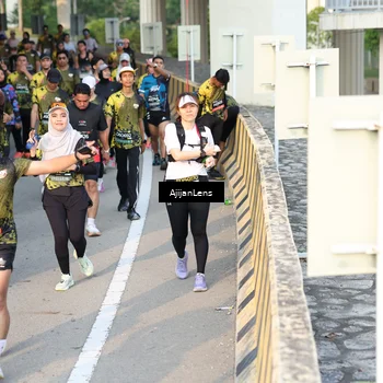 Runner Photo 6611678