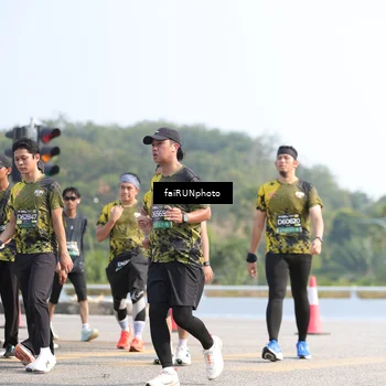 Runner Photo 6611689