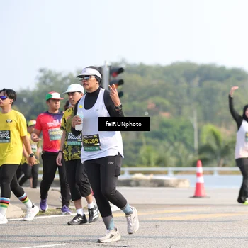 Runner Photo 6611747