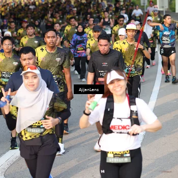 Runner Photo 6611811