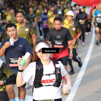 Runner Photo 6611813