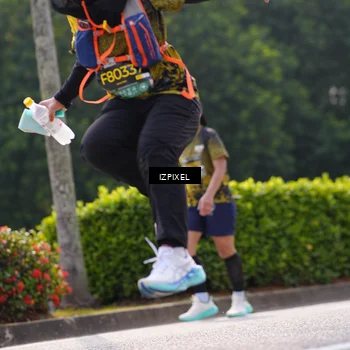 Runner Photo 6611857