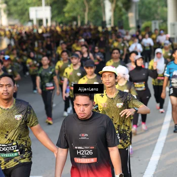 Runner Photo 6611861