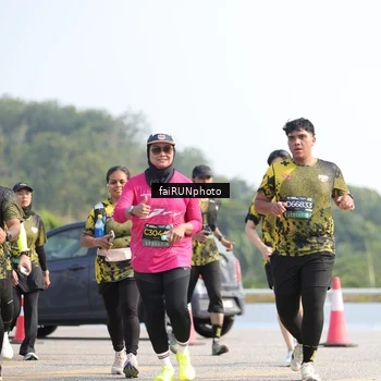 Runner Photo 6611867