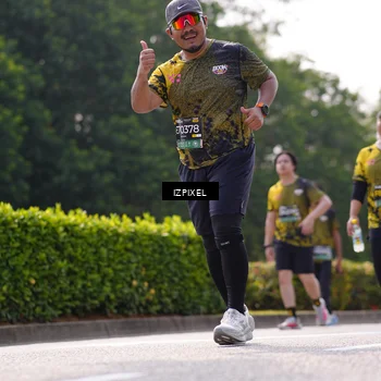Runner Photo 6611869