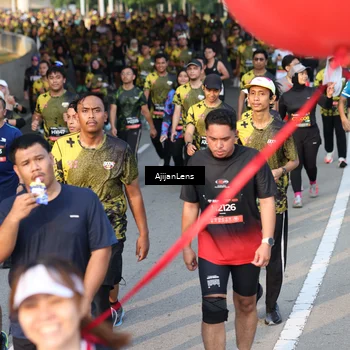 Runner Photo 6611870