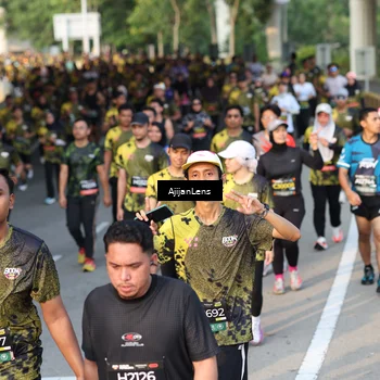 Runner Photo 6611871