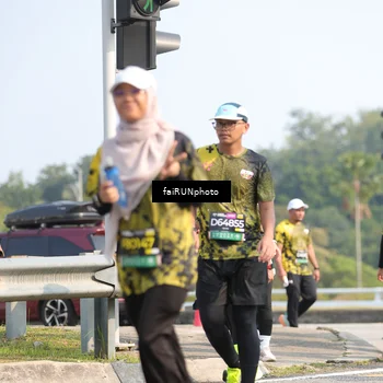 Runner Photo 6611905