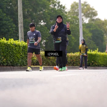 Runner Photo 6611915