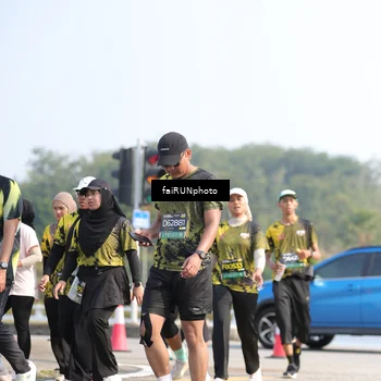 Runner Photo 6611944