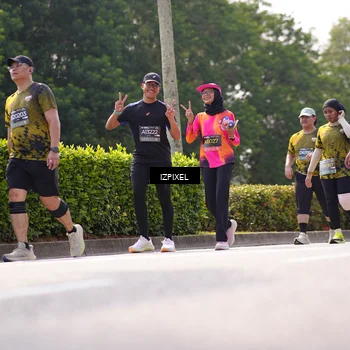 Runner Photo 6612016