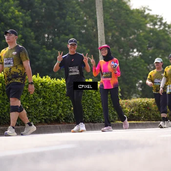 Runner Photo 6612021