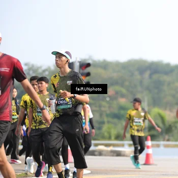 Runner Photo 6612047
