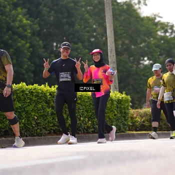 Runner Photo 6612048